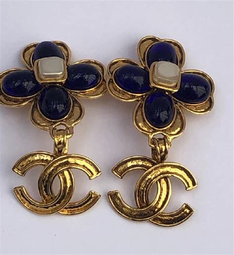 Chanel Gripoix Blue Earrings 